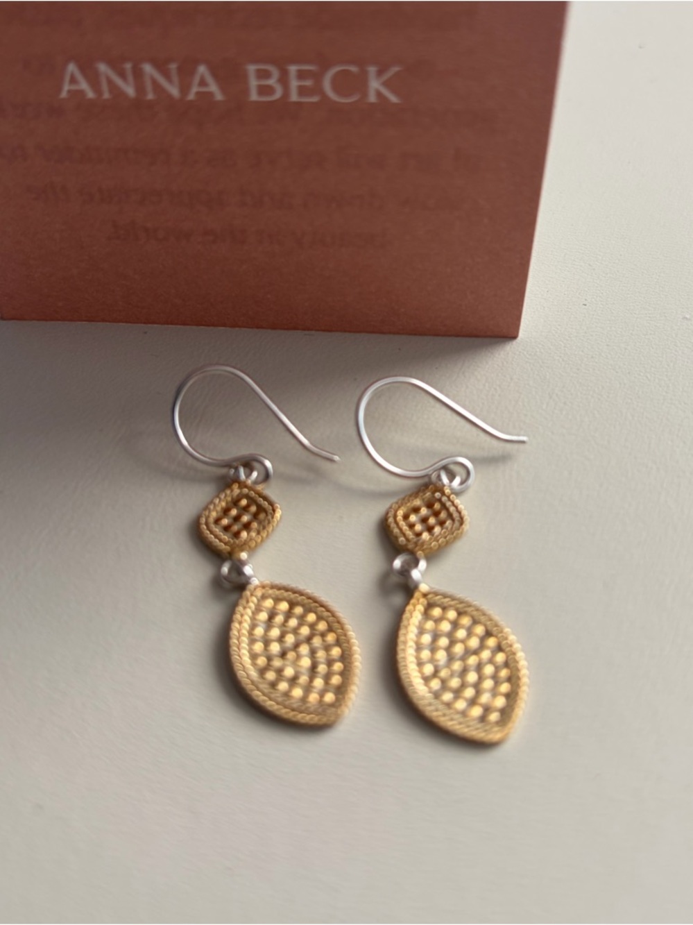 Beautiful Anna Beck Drop Earrings!